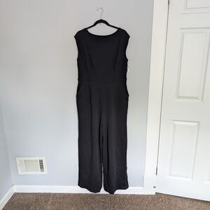 Old Navy Elegant Black Sleeveless Jumpsuit